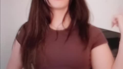 Tick tock hips wiggle