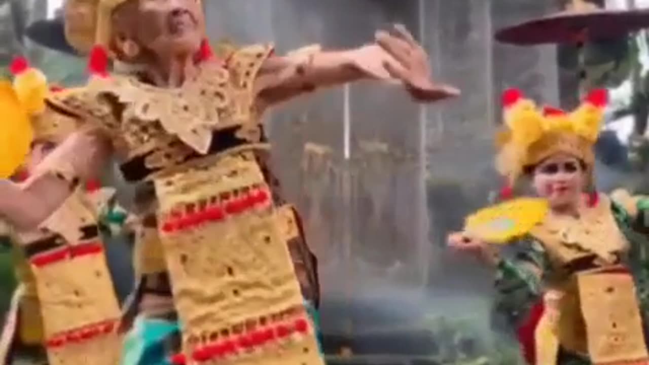 💃👵 Meet the 106 Year Old Dancing and Doing Well! | FeedMyCuriosity