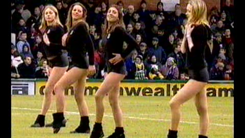 Funny Dancing Ladies
