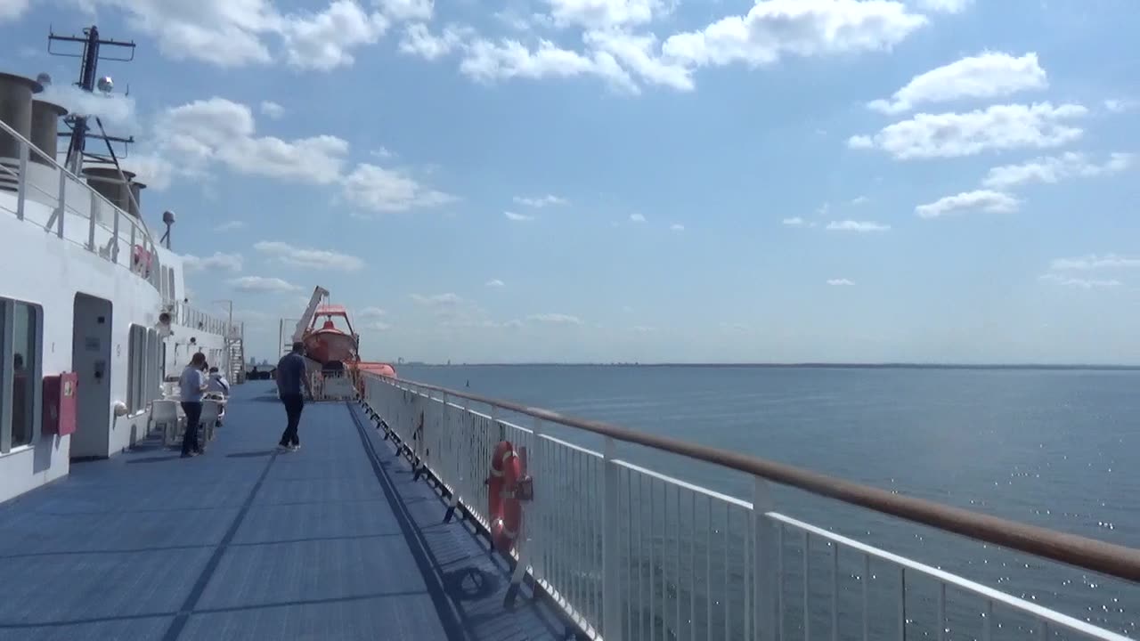 Vi mötte ett skepp på Östersjön