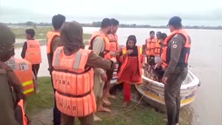Residents evacuate as Pakistan on 'exceptionally high' flooding alert