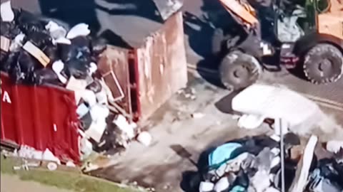 Trash piling up in Northern California amid trash strike