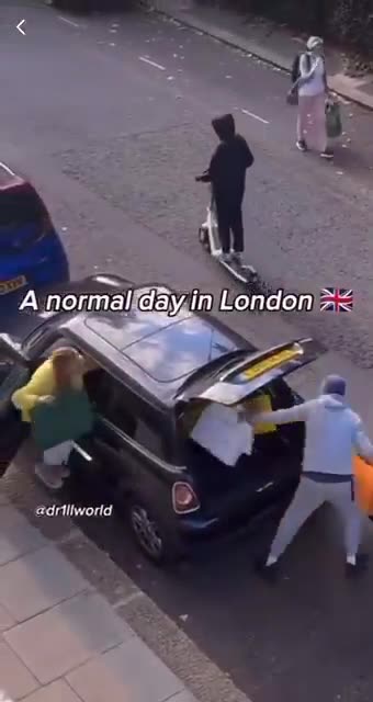 📌❗️🇬🇧🇬🇧🇬🇧 ♨️ Nothing unusual is happening on the streets of London