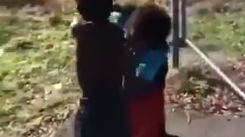 Lil Monklets Be Brawlin' In Da STREETS!