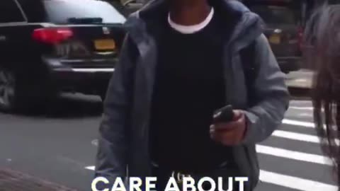 “Monkey, get out of my country", African-American man tells a Chinese woman.