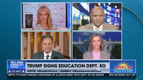 Trump signs Executive Order to Eliminate the Department of Education 🏫📜🖊️