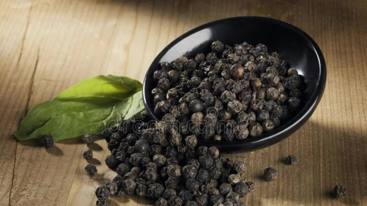 गर्मियों में काली मिर्च खाने के फायदे #short #health #viarl #trending