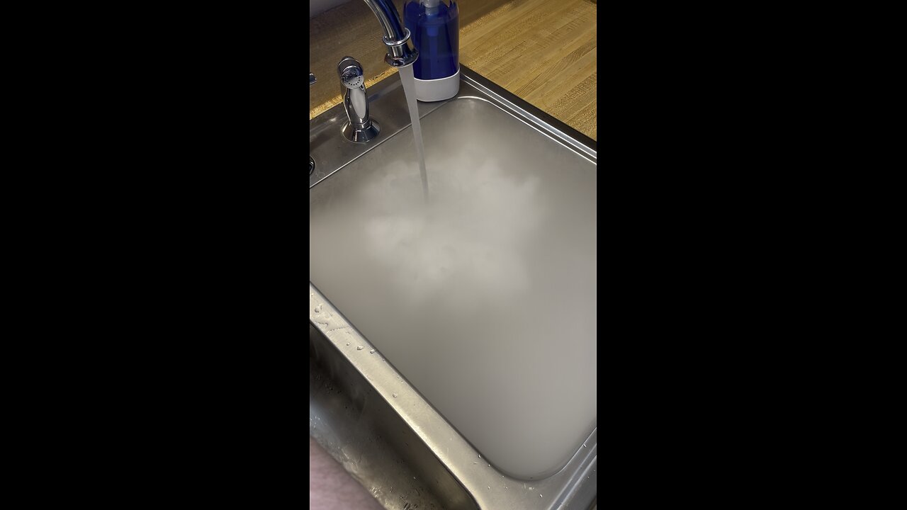 Dry Ice vs Hot Water