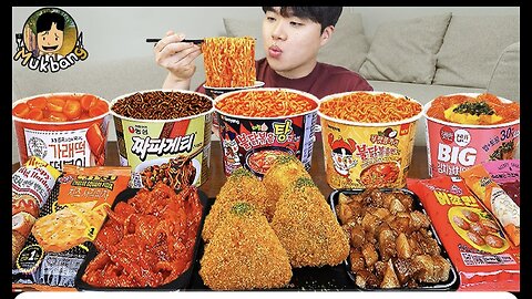 ASMR MUKBANG convenience store store, FIRE Noodle, HOT DOG, GIMBAP, Tteokbokki EATING SOUND !