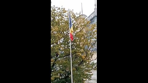 Autoritatile s-au decis sa puna drapelul Romaniei in locul celui Israelit / The authorities decided