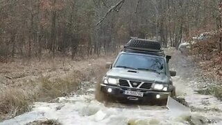 Nissan vs Jeep in Off-Road Battle