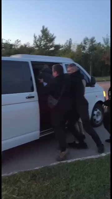 🇺🇦More videos of forced mobilization in Ukraine.