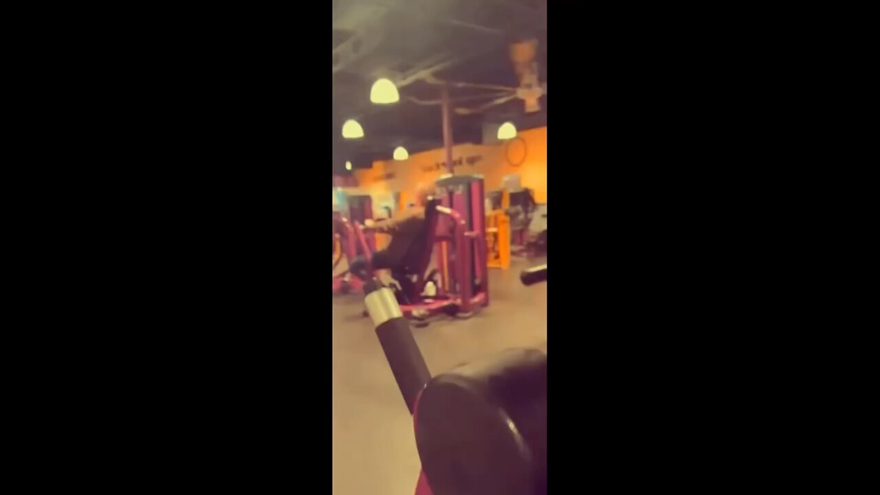 Grandpa getting freaky in the gym 😂