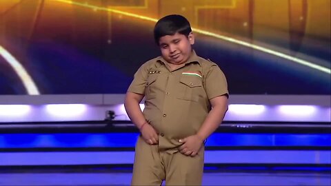 Little Salman Khan amazing dance