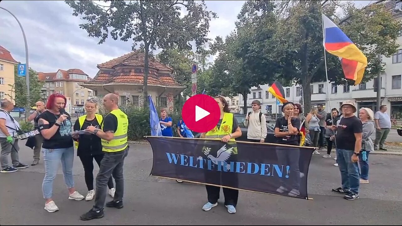 13.09.2025 - Friedens-Demo mit Autokorso in Pankow - Berlin