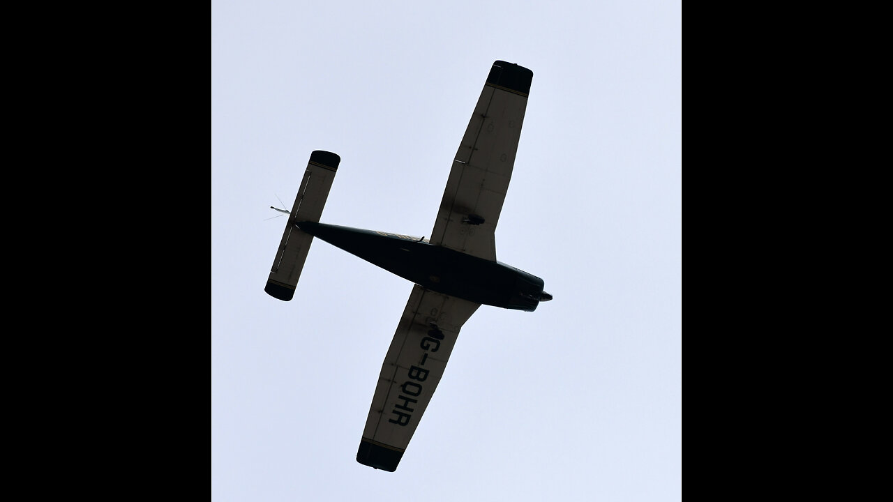 KIRKHOPE OVERHEAD 10M DISTANCE UNSAFE FLY REPORT TO THE CAA: 40722