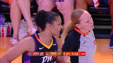 👀 FLAGRANT, Alyssa Thomas forearms Kiki Iriafen's THROAT | WNBA women's basketball