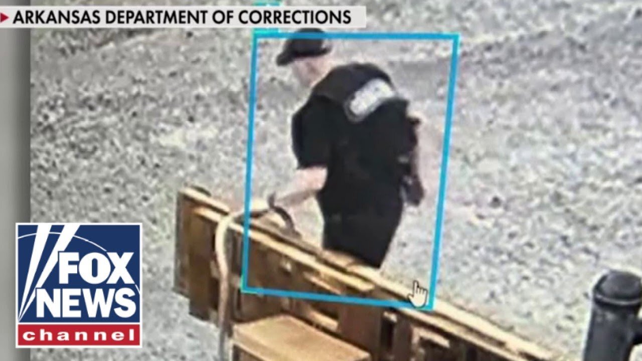 _DEVIL IN THE OZARKS__ Killer ex-cop leaves community on edge after escaping jail