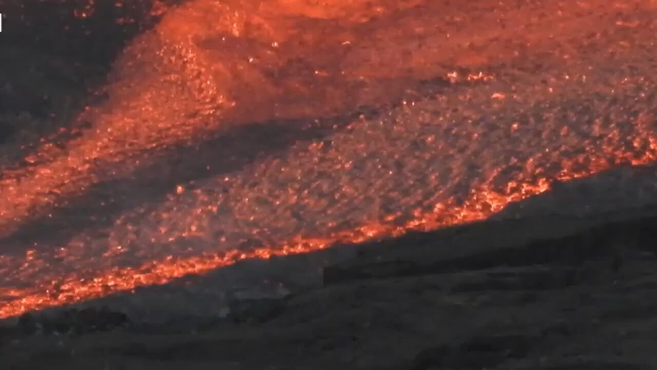 Bright Lava OOZES from Hawaiis Kilauea Volcano
