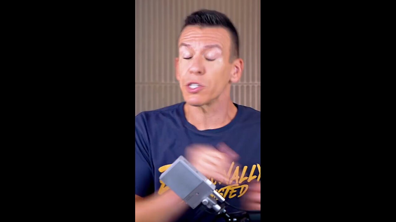 SCOTUS Limits Nationwide Injunctions,Justice Jackson Warns of Threat to Democracy cc:Philip defranco