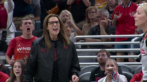 👀 "THAT'S BS!" TECH on Coach Stephanie White after no-call | Indiana Fever WNBA women's basketball