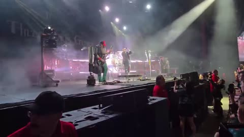 Three Days Grace - Animal I Have Become (PhillyMMRBQ-Live2025)