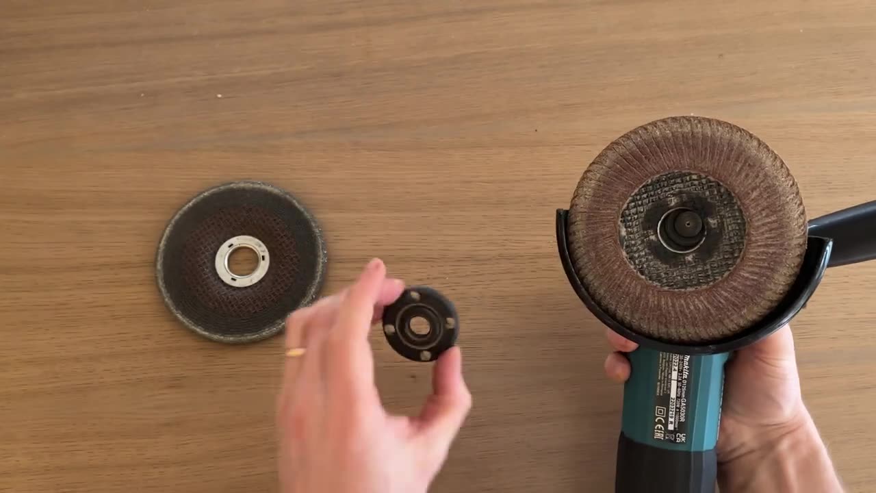 How To Safely Change Disc on Angle Grinder RIGHT WAY