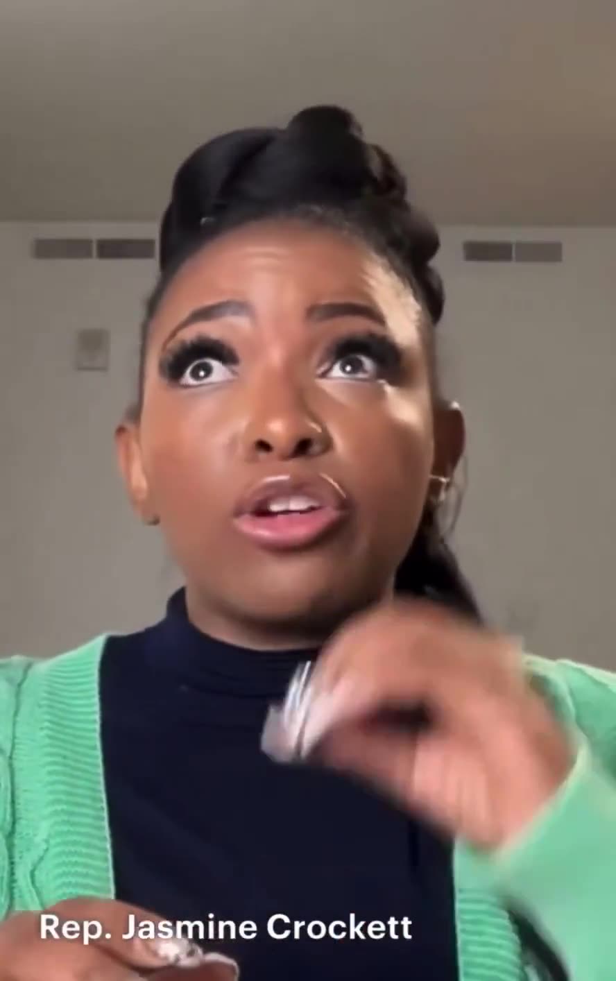 Crockett Desperately Wants You To Believe Random Black Bodies Are Being Hung In The South Again