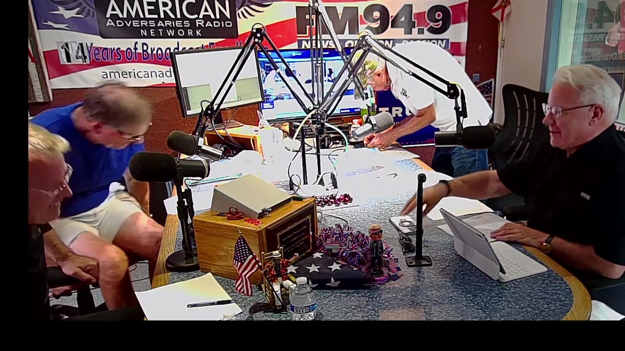 PUTIN BRINGING HIS MONEY TEAM TO SUMMIT