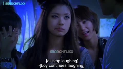 She gave him two options: date her or die... 💀