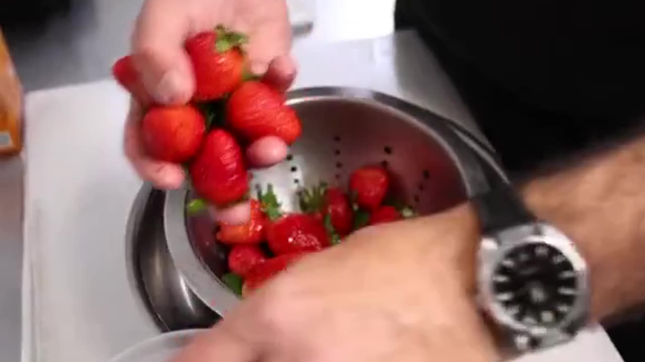 Food cleaning