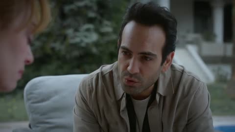 Evren emociona a Bahar con un frasco lleno de recuerdos de su historia de amor