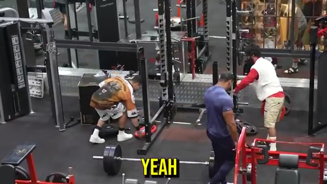 FAKE TRAINER PRANK with LARRY WHEELS | Elite Powerlifter Pretended to be a Beginner coah in Gym #1