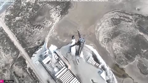 SpaceX's giant Starship breaks failure streak on 10th test flight 