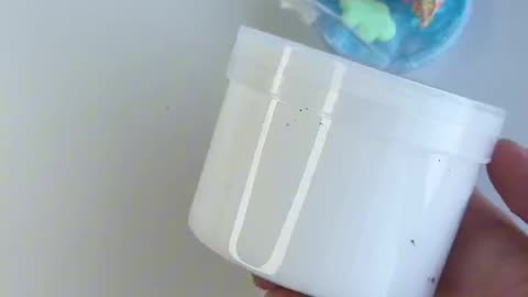 Reviewing SLIME from TEMU 🇨🇳