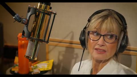 Olivia Newton-John - Jolene (ft Dolly Parton)(2023)