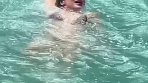 Sexyjump4