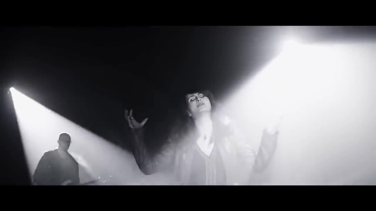 Within Temptation shot in the dark