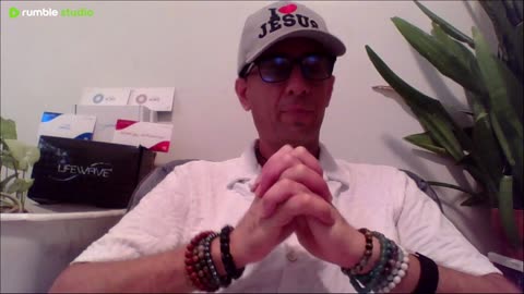 Life Rocks - Don't Get It Twisted By The Spirit Crushers