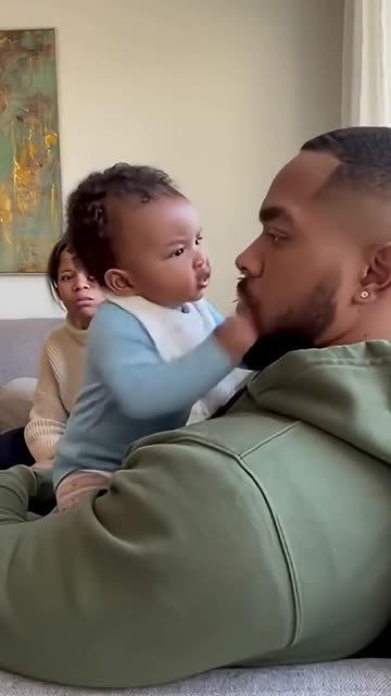 Baby Slaps👋🏻🤣👶🏻