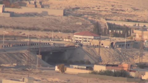 Syrian War Rebel SVBIED destroyes regimes and T-72 Tank in Damascus governate 2012.11.07