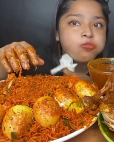 Chicken Legpiec eating _ Egg Curry eating _ Chicken Leg piec _ Egg Curry _short