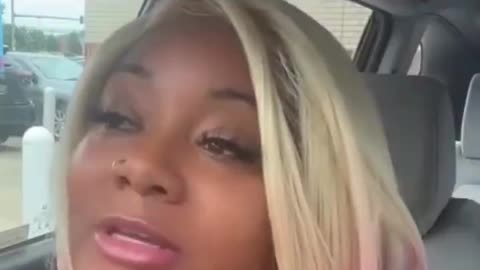 Liberal woman is calling for DC gangs to attack federal officials..