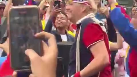 Venezuela is pro Trump..YMCA streetmob😁This will make the left melt down