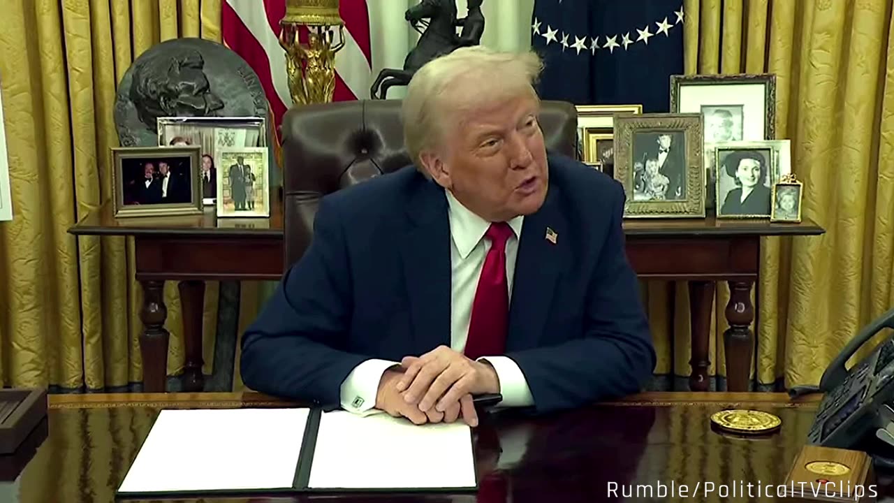 'I'd Love That!' Trump Is Asked If Democrats Could Run Obama Against Him for 3rd Term