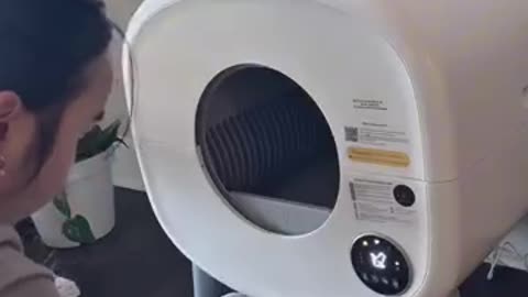 This automatic cat litter box is life changing 🥹😉😉😸😺😻