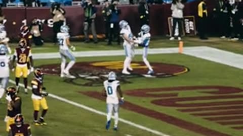 Honoring America's heroes beneath the stadium lights. AMERICA'S GAME. 🇺🇸🏈