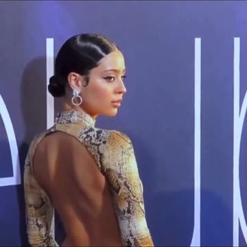 Euphoria's Maddy (Alexa Demie) Stunning Red Carpet Look