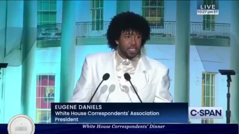 Eugene Daniels tries to defend journalists at WH correspondents dinner
