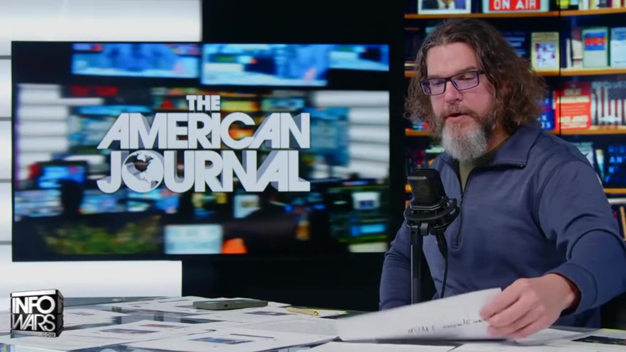 Алекс Джонс Баннед шоу (8)